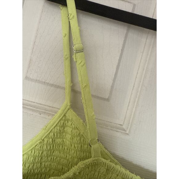 Forever 21 Women's Plus Size 3X Green Y2K Smocked Peplum Cropped Tank - Picture 7 of 9